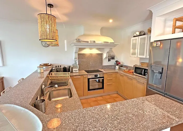 Vakantiehuis Restanques - Beauchene *