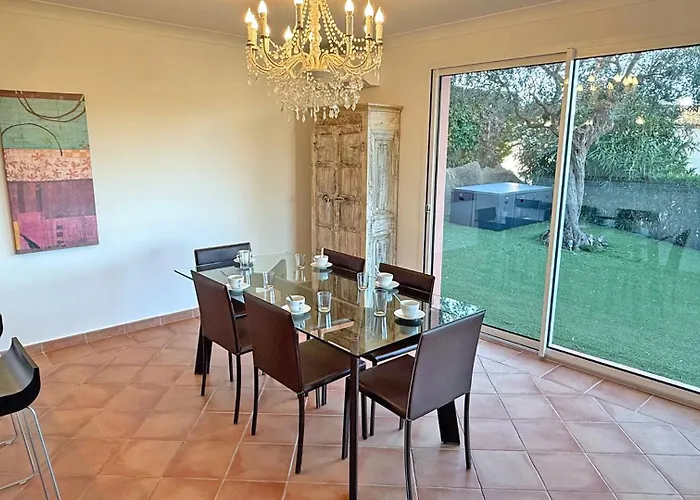 Vakantiehuis Restanques - Beauchene *