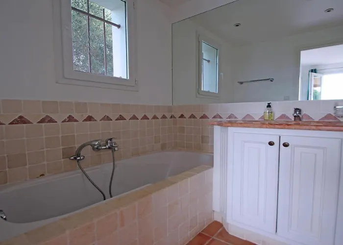 Restanques - Beauchene Vakantiehuis Sainte-Maxime