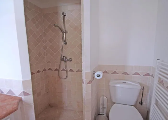 Restanques - Beauchene Vakantiehuis *